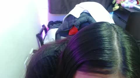 scarleth    follow mee 3 kis online show from March 1, 2025, 2:59 am