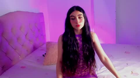 Snapshot of britany__lenox chatting on December 9, 2024, 6:12 am britany lenox online show from December 9, 2024, 6:12 am