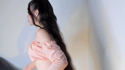 britany lenox online show from November 5, 2025, 11:49 pm