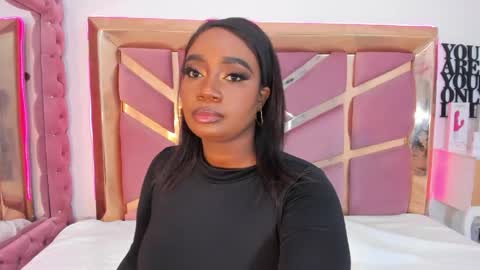 Snapshot of britanymooree chatting on April 18, 2026, 7:58 pm Britany online show from April 18, 2026, 7:58 pm