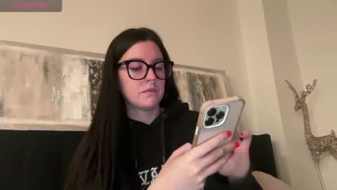 BritBrat online show from January 10, 2025, 4:54 am