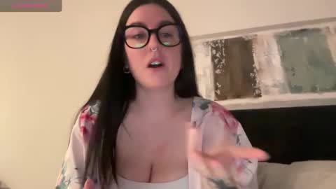 BritBrat online show from January 28, 2025, 3:25 am