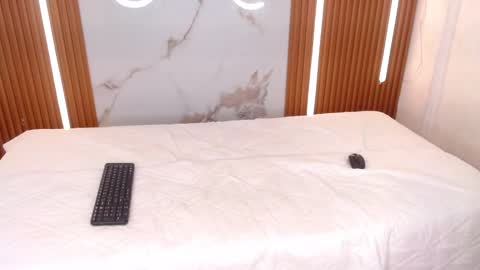 brithanny_03 online show from February 5, 2026, 1:16 pm