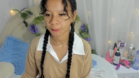 Snapshot of brithany_rousee chatting on January 6, 2025, 3:19 pm Brithany Rousee online show from January 6, 2025, 3:19 pm