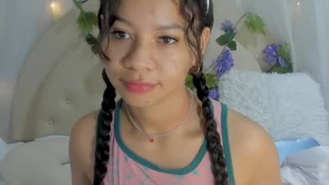 Snapshot of brithany_rousee chatting on January 8, 2025, 3:28 pm Brithany Rousee online show from January 8, 2025, 3:28 pm