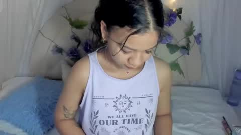 Snapshot of brithany_rousee chatting on January 24, 2025, 7:18 pm Brithany Rousee online show from January 24, 2025, 7:18 pm