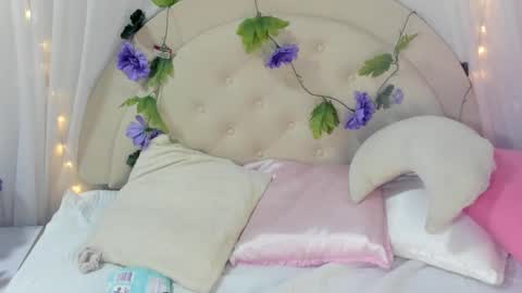 Snapshot of brithany_rousee chatting on February 1, 2025, 12:05 pm Brithany Rousee online show from February 1, 2025, 12:05 pm