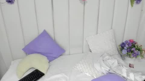 Snapshot of brithany_rousee chatting on February 6, 2025, 10:32 pm Brithany Rousee online show from February 6, 2025, 10:32 pm