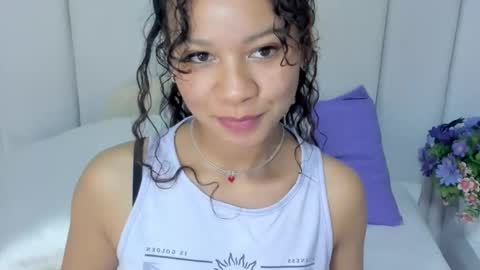Snapshot of brithany_rousee chatting on February 12, 2025, 9:22 pm Brithany Rousee online show from February 12, 2025, 9:22 pm