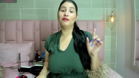 Snapshot of brithanyadams chatting on January 17, 2025, 2:39 am brithanyadams online show from January 17, 2025, 2:39 am