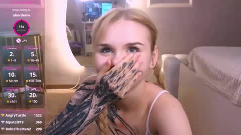 Snapshot of britney_lynch chatting on March 10, 2025, 3:23 am Britney online show from March 10, 2025, 3:23 am