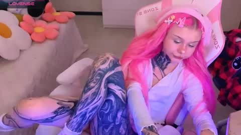 Britney online show from October 27, 2025, 12:47 am