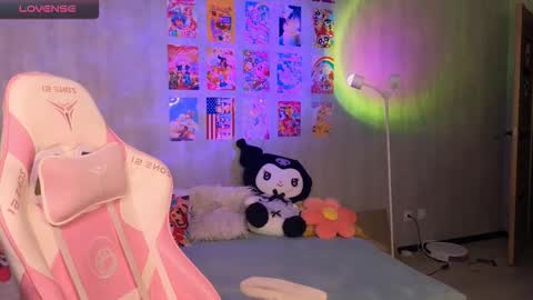 Snapshot of britney_lynch chatting on February 14, 2026, 8:05 pm Britney online show from February 14, 2026, 8:05 pm