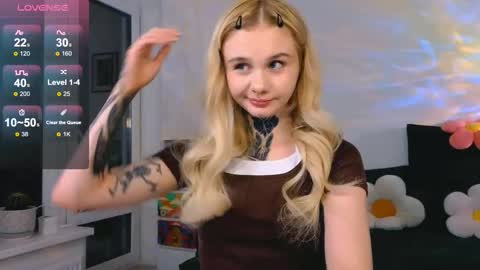 Snapshot of britney_lynch chatting on March 20, 2026, 7:08 pm Britney online show from March 20, 2026, 7:08 pm