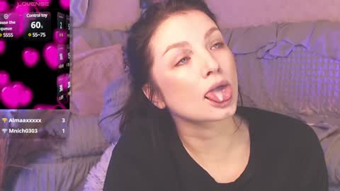 britneybarker online show from December 9, 2024, 2:13 am