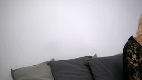 britneyhudson online show from October 2, 2025, 3:57 am