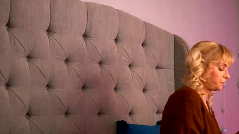 Snapshot of britneyhudson chatting on February 24, 2026, 4:54 am britneyhudson online show from February 24, 2026, 4:54 am