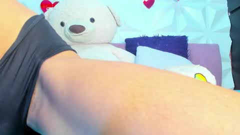 Snapshot of briyit_doll chatting on April 1, 2026, 3:51 am BRIYIT online show from April 1, 2026, 3:51 am