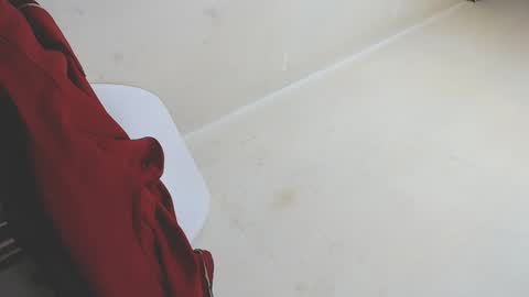 ....Kriss Vergara....... online show from January 2, 2025, 10:16 am