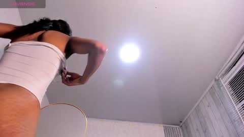 Snapshot of brizza_h033 chatting on April 20, 2026, 9:38 pm BRISA online show from April 20, 2026, 9:38 pm
