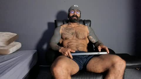 brockhurn_ online show from May 9, 2026, 1:55 am