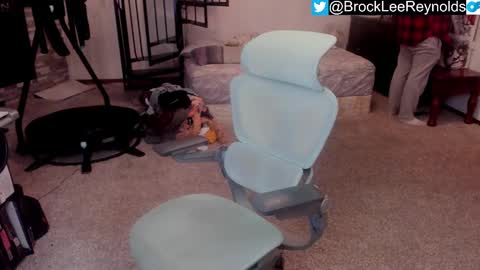 Brock Lee Reynolds online show from March 4, 2025, 4:27 am