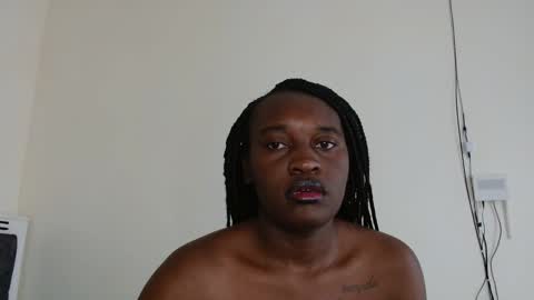 broken_haloo online show from June 9, 2026, 7:53 am