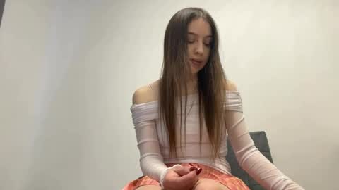 Olivia online show from February 4, 2026, 9:59 am