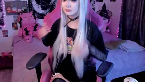 Martha online show from November 12, 2025, 1:11 pm