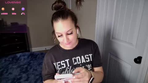 Snapshot of brookebee27 chatting on February 14, 2025, 2:39 am brookebee online show from February 14, 2025, 2:39 am