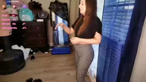 brookebee online show from March 19, 2026, 11:58 am