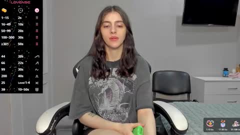 broosnica1 online show from October 28, 2025, 9:13 am