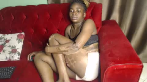 Snapshot of brownebony4 chatting on January 8, 2025, 9:32 am Brownie online show from January 8, 2025, 9:32 am