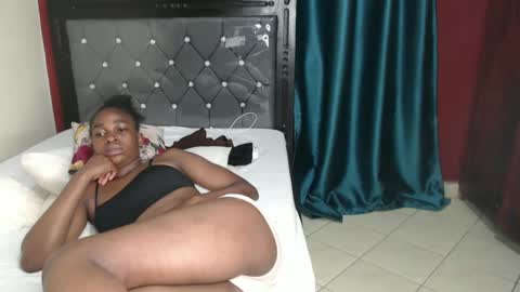 Snapshot of brownebony4 chatting on January 20, 2025, 9:56 am Brownie online show from January 20, 2025, 9:56 am
