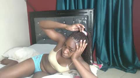 Snapshot of brownebony4 chatting on January 30, 2025, 10:08 am Brownie online show from January 30, 2025, 10:08 am