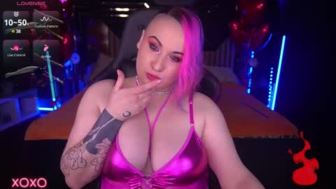 brownie_girl_ online show from February 13, 2025, 11:15 pm