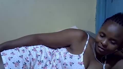 brownsexy_baby online show from October 16, 2025, 6:53 pm
