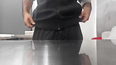 brownskinbull1 online show from June 30, 2026, 11:22 am
