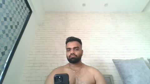 brownstud95 online show from January 25, 2025, 9:26 am