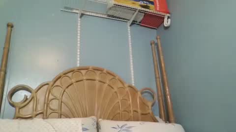 Snapshot of brownsugar0910 chatting on September 16, 2025, 1:34 pm EtherealLilac online show from September 16, 2025, 1:34 pm