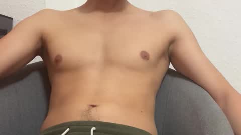 Snapshot of brownyonit chatting on September 9, 2025, 7:57 pm Browny here Fun and Kink online show from September 9, 2025, 7:57 pm