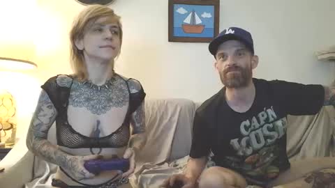 Canadiantryoncouple online show from February 2, 2026, 4:44 am