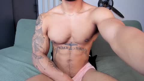 Snapshot of bruce_roldan chatting on January 11, 2025, 4:27 am bruce roldan online show from January 11, 2025, 4:27 am