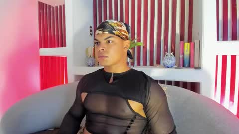 bruce_stroud online show from October 24, 2025, 3:14 am