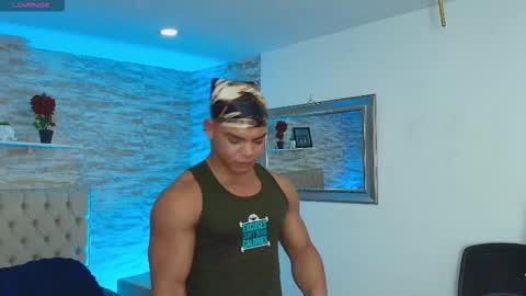 bruce_stroud online show from October 31, 2025, 4:02 am