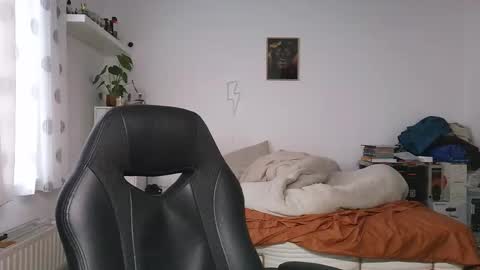 Snapshot of brucemf chatting on September 25, 2025, 3:27 pm Bruce online show from September 25, 2025, 3:27 pm