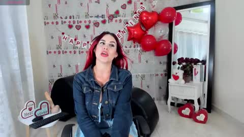 Snapshot of brunaabullock1 chatting on February 14, 2025, 12:30 am Bruna Bullock online show from February 14, 2025, 12:30 am