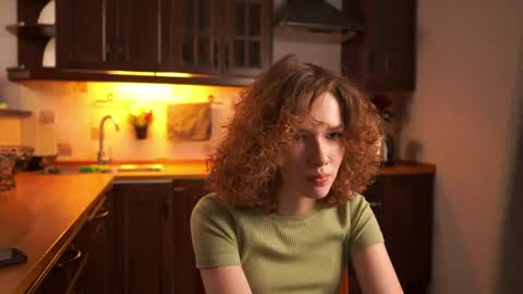 Tess online show from April 18, 2026, 1:59 pm