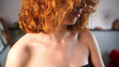 Tess online show from May 5, 2026, 3:31 pm