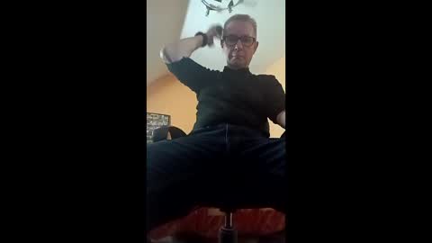 Snapshot of bruno5629 chatting on April 21, 2026, 12:11 pm bruno5629 online show from April 21, 2026, 12:11 pm